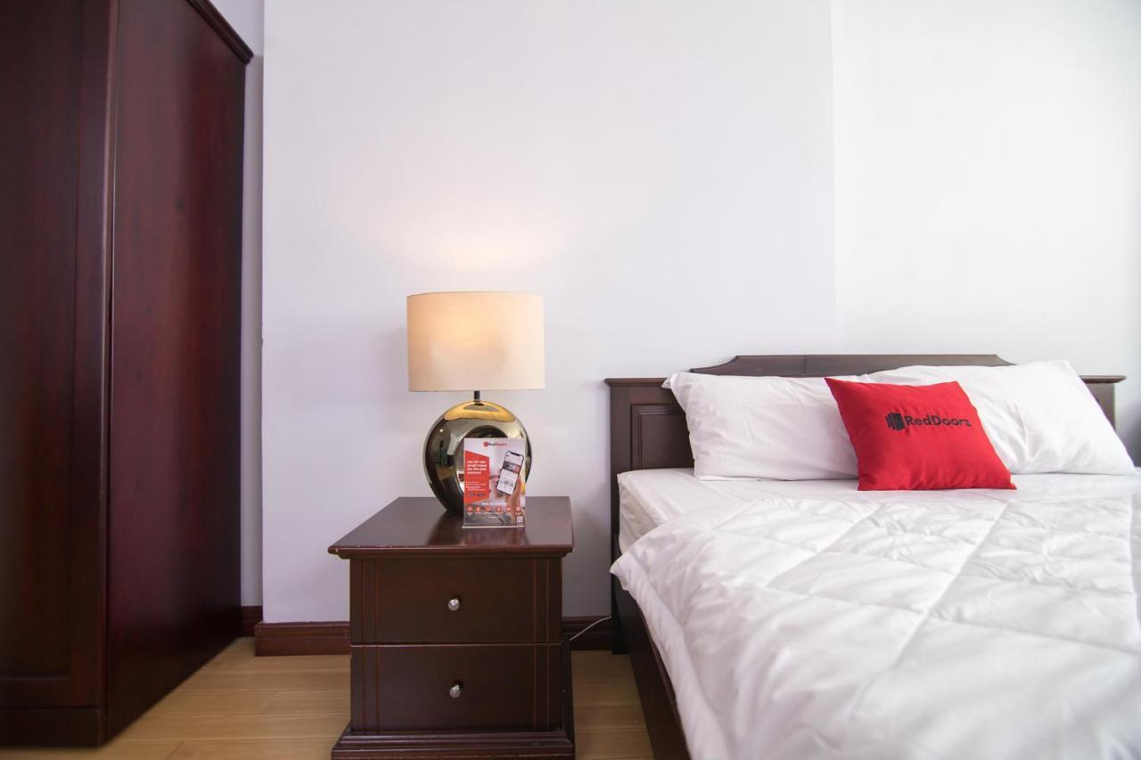 Reddoorz Near Hoa Lu Stadium Bandar Ho Chi Minh Luaran gambar
