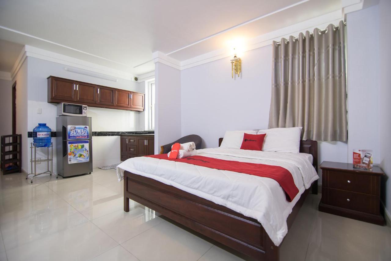 Reddoorz Near Hoa Lu Stadium Bandar Ho Chi Minh Luaran gambar