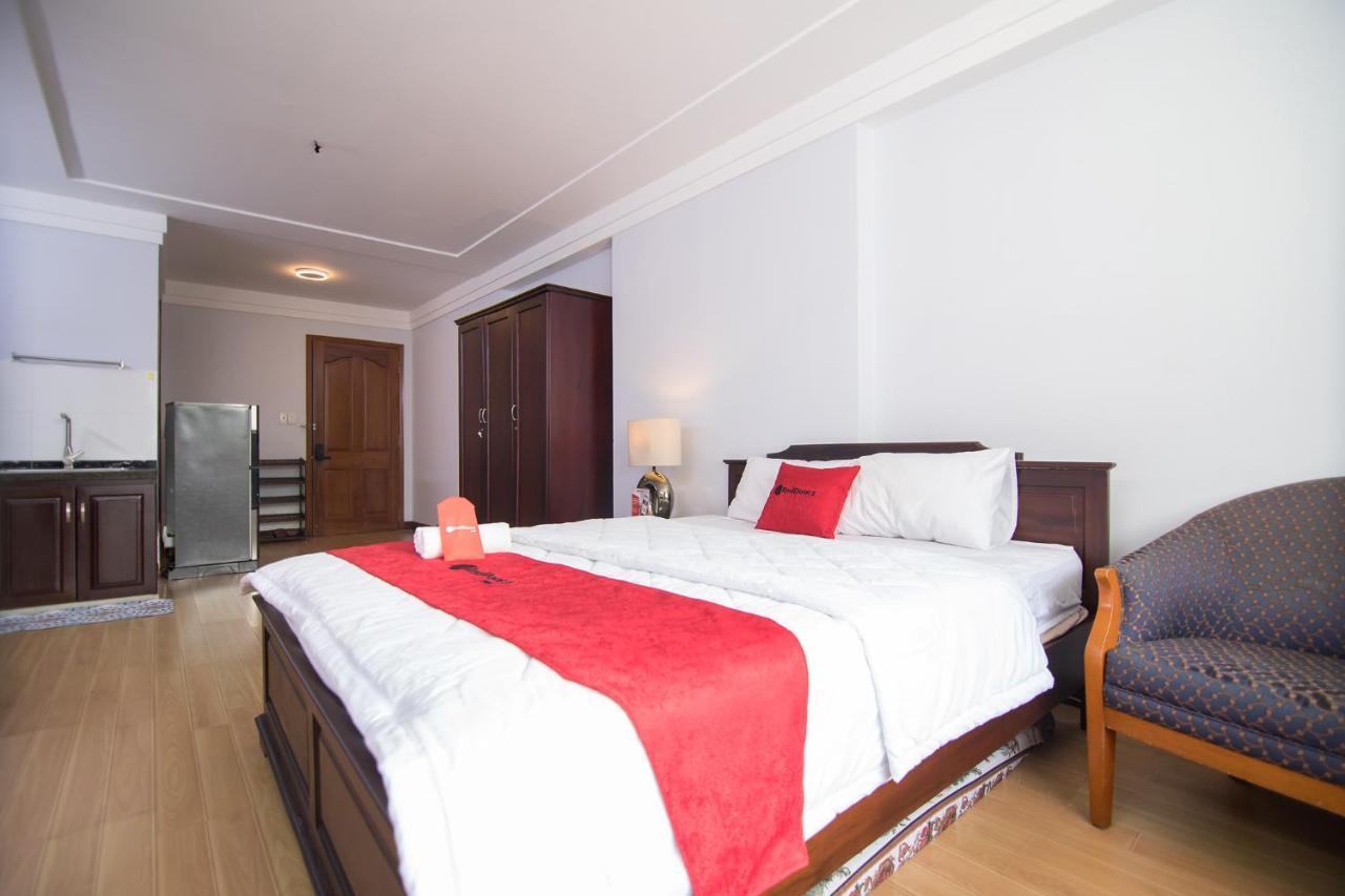Reddoorz Near Hoa Lu Stadium Bandar Ho Chi Minh Luaran gambar
